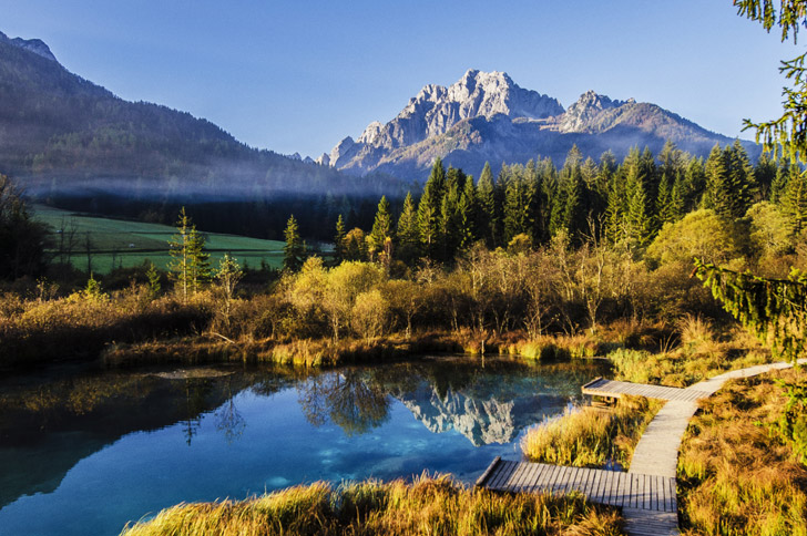 A mountainous landscape